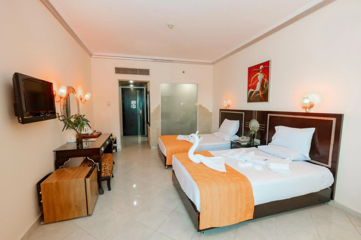 Sphinx Aqua Park Beach Resort