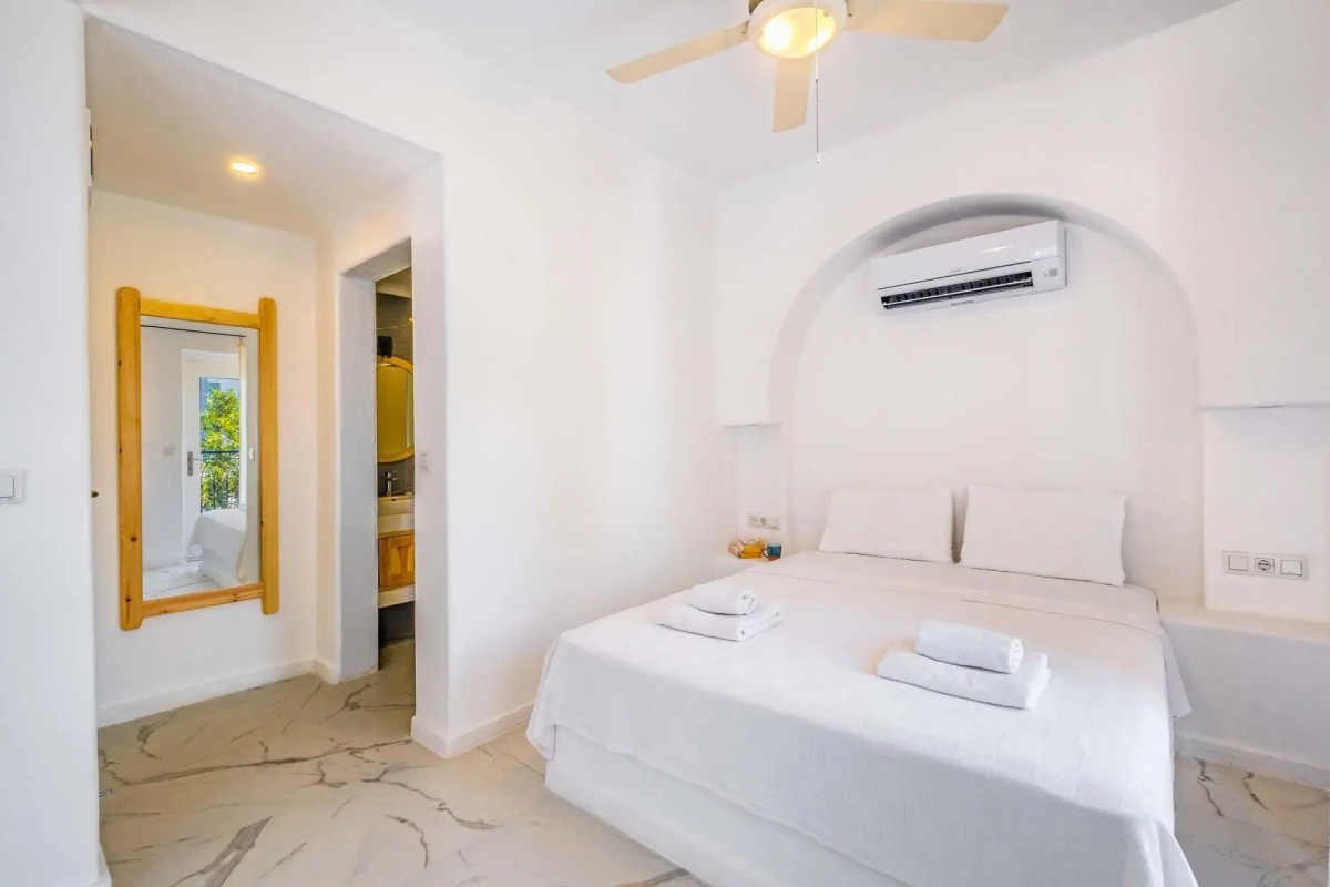 Payam Hotel