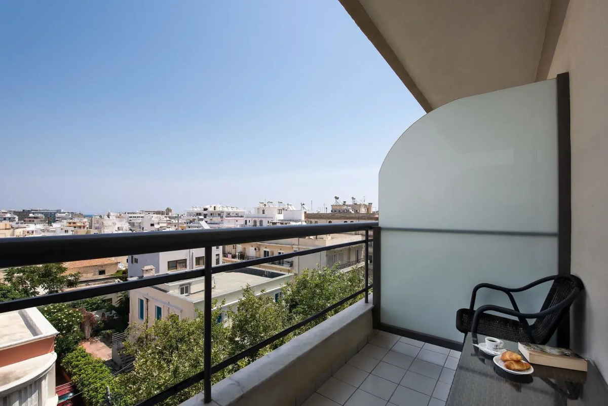 Angela Downtown Hotel