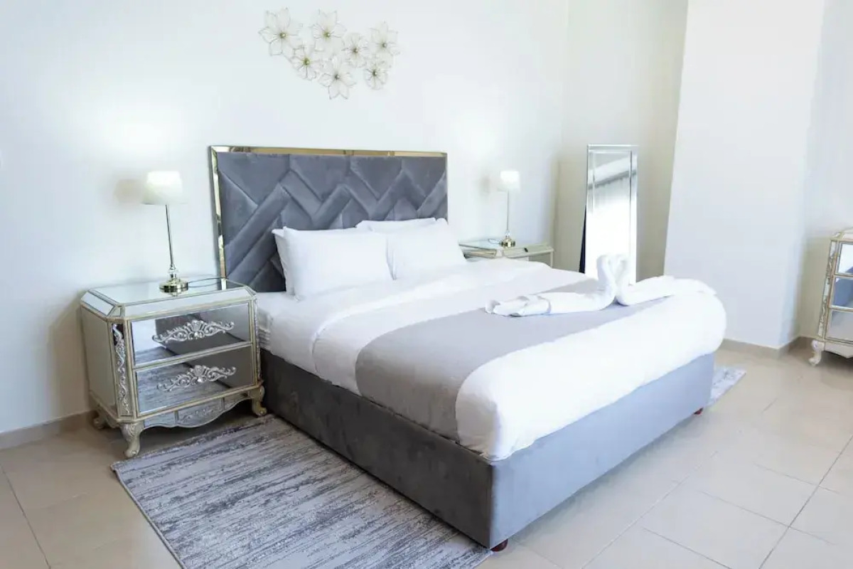 HAPPY SEASON I Amwaj apartment