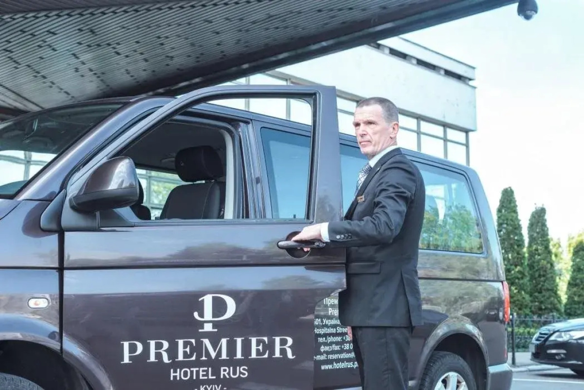 Премьер Отель Русь