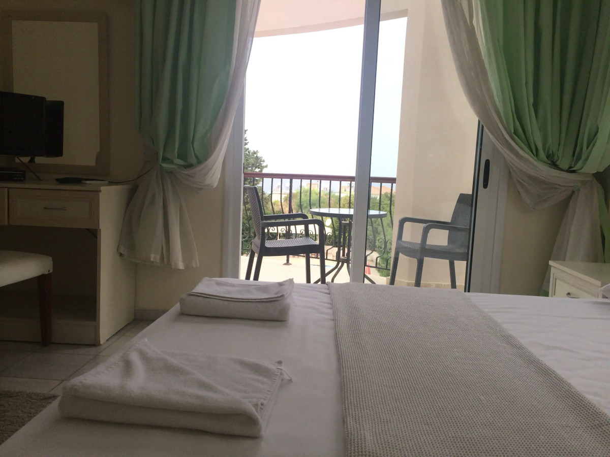 The Prince Inn Hotel & Villas