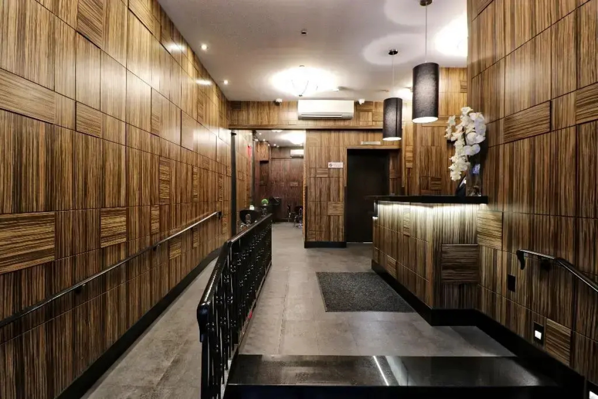 Americana Inn
