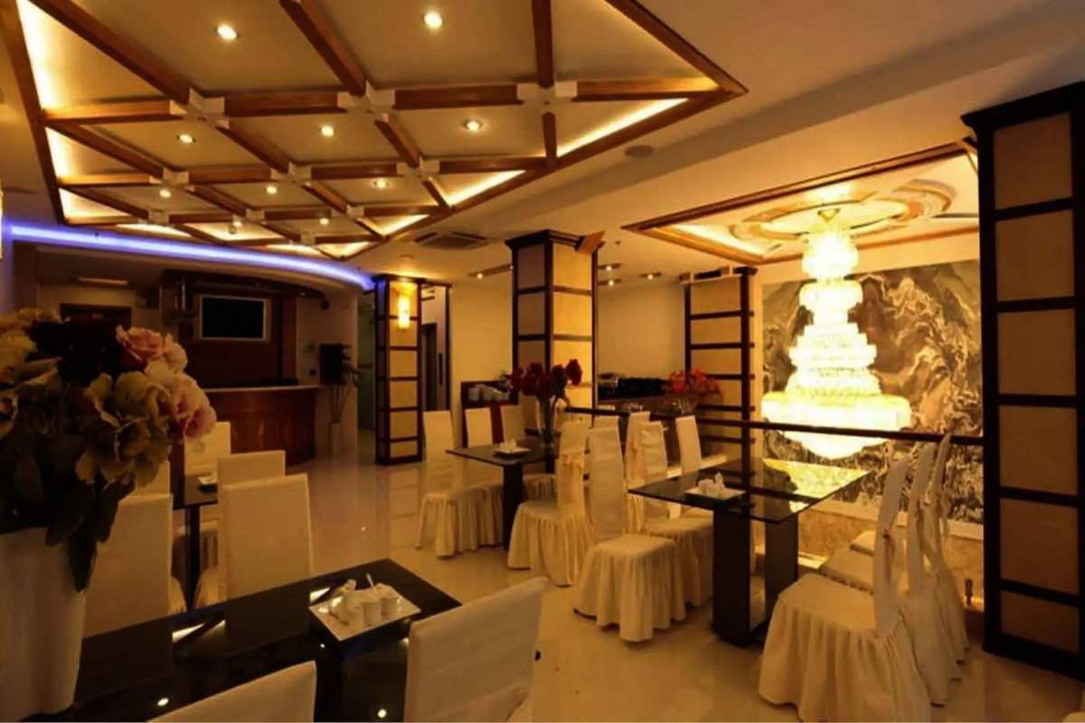 Adora Hotel