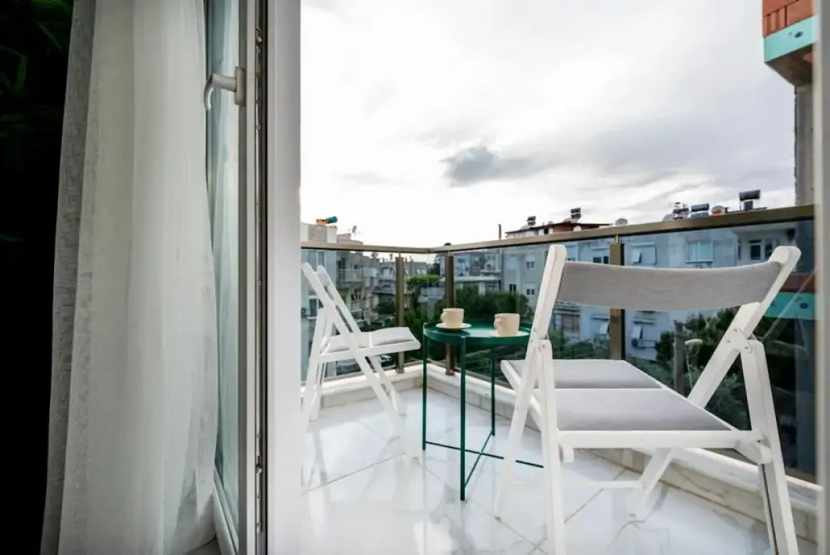 Missafir Modern Flat Near Beach in Muratpasa