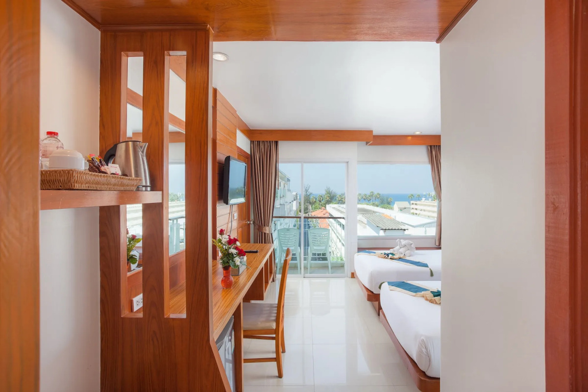 Курортный отель Baumancasa Beach Resort