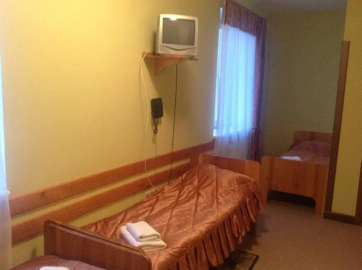 Tisa Hotel
