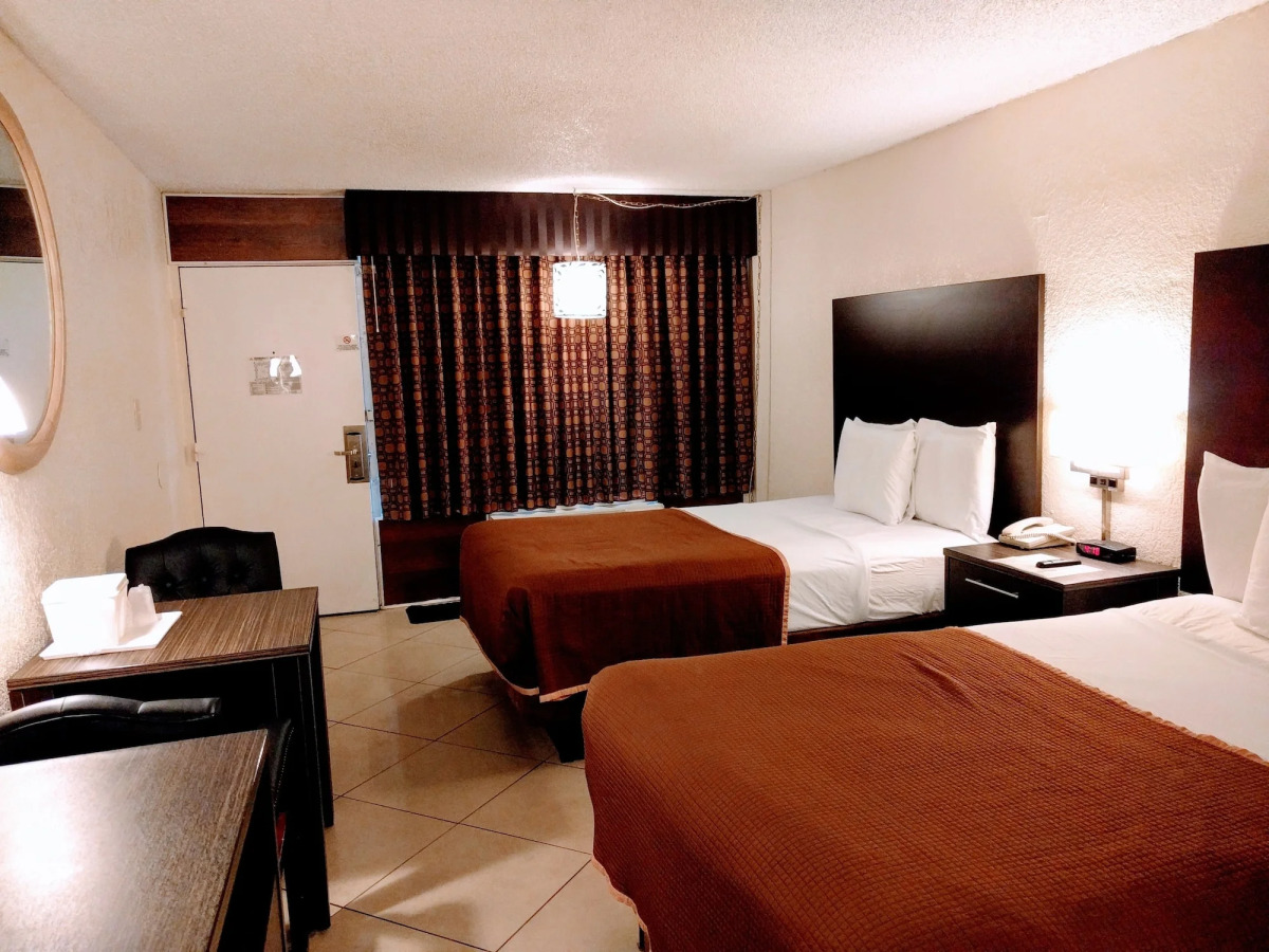Red Carpet Inn Airport and Cruise Port Hotel Fort Lauderdale