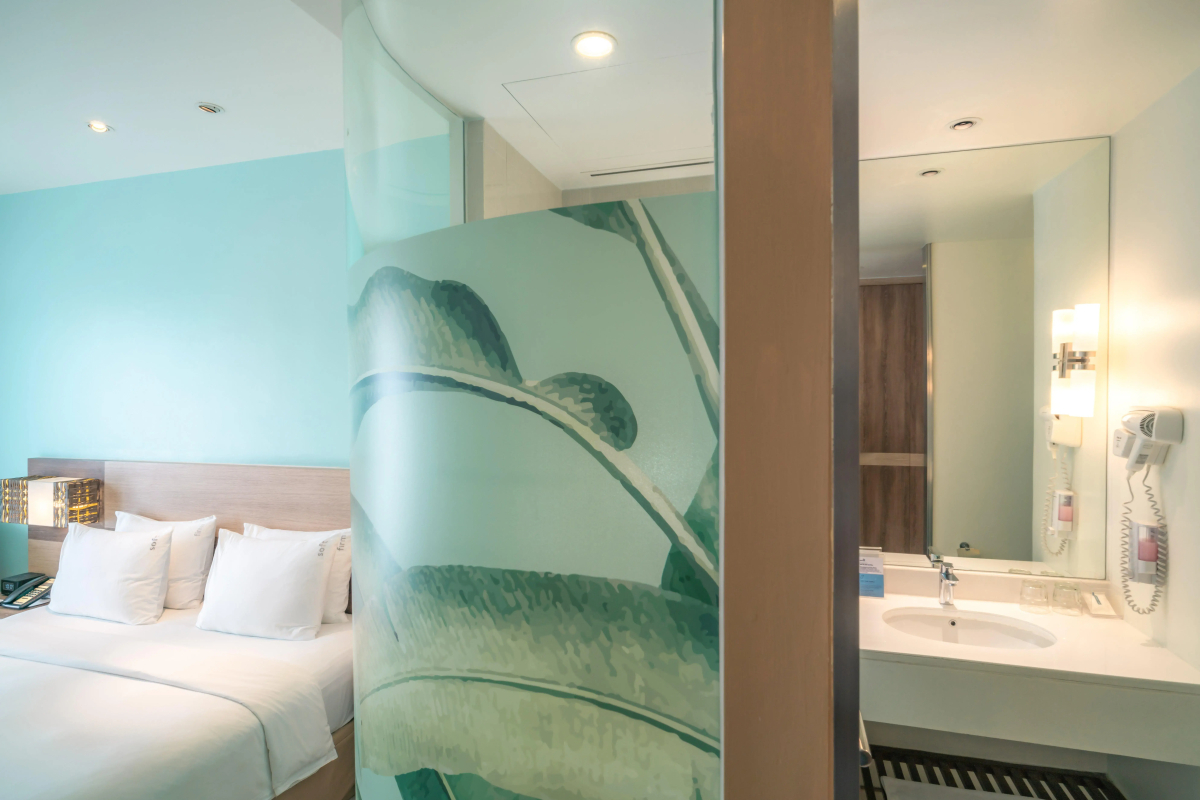 Holiday Inn Express Phuket Patong Beach Central by IHG