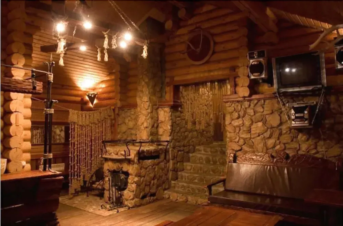 Петров Двор