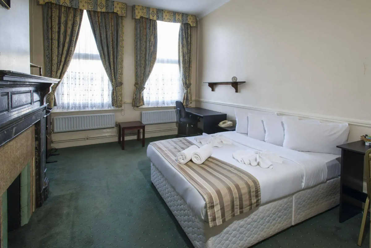 Hampton Court Palace Hotel