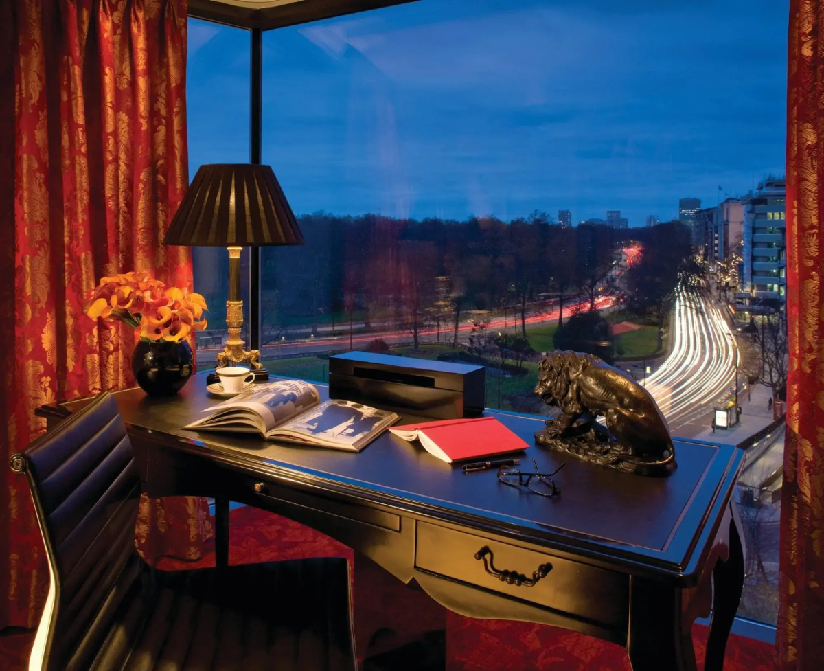 Four Seasons Hotel London at Park Lane