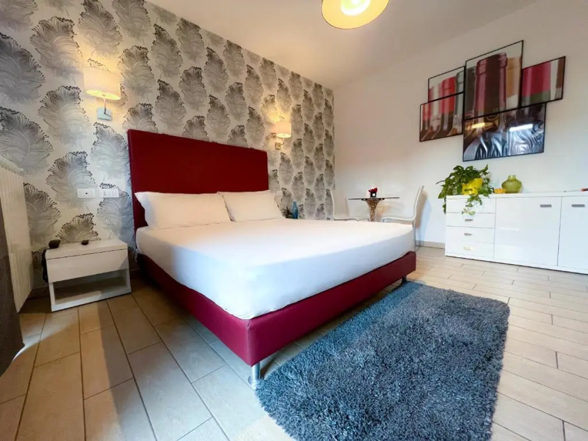 Hotel RossoVino Como