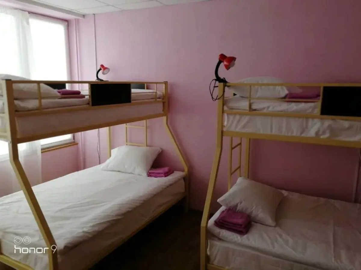 Vintazh Hostel