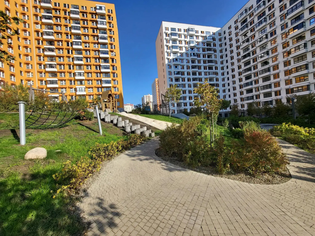 Максимум на улице Григорьева