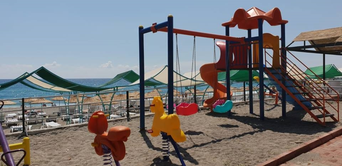 Klas More Beach Hotel