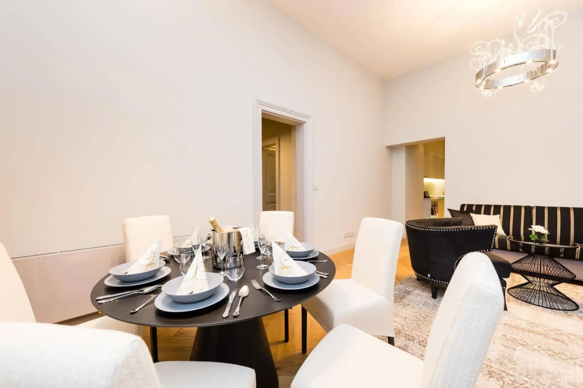 Old Royal Post Boutique Hotel & Premium Suites