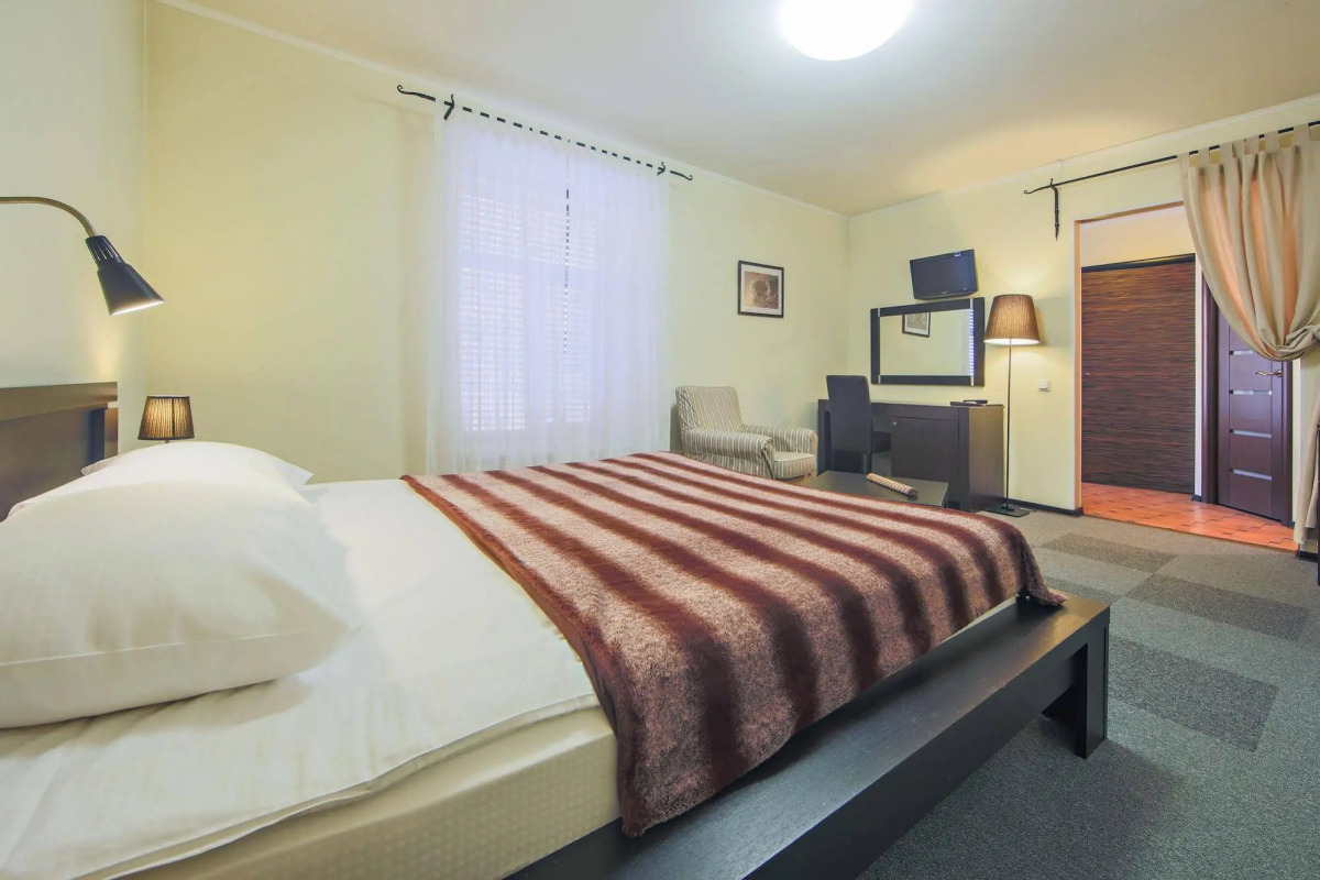 Austrian Yard at Furshtatskaya 16