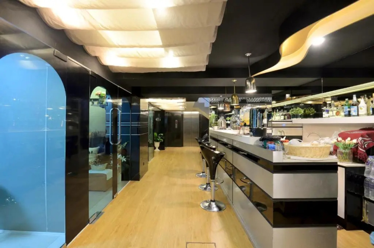 De Lux Bangkok Hotel