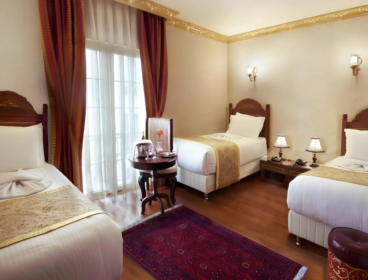 Hotel Sapphire