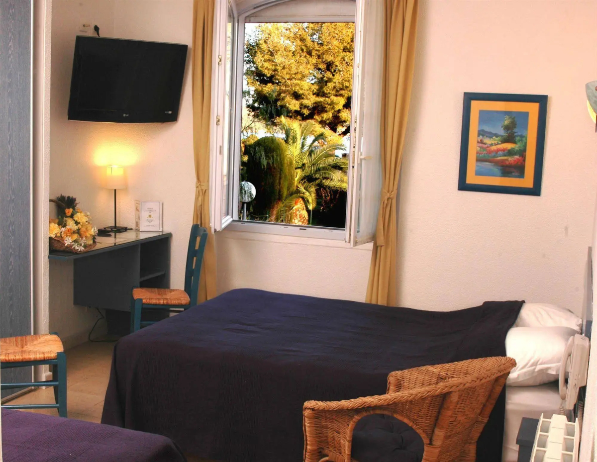 Logis Hotel l'Esterella