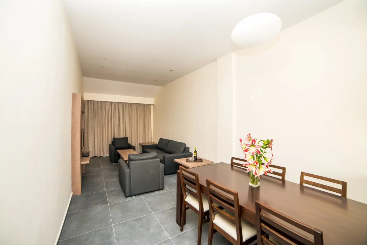 Helios Bay Hotel Apartments