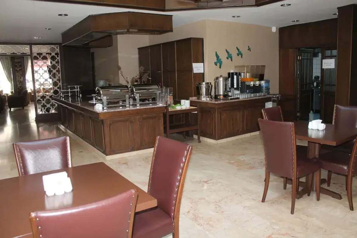 Rest Hotel