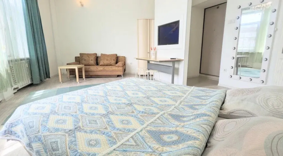 Жилое помещение Рус-Екатеринбург