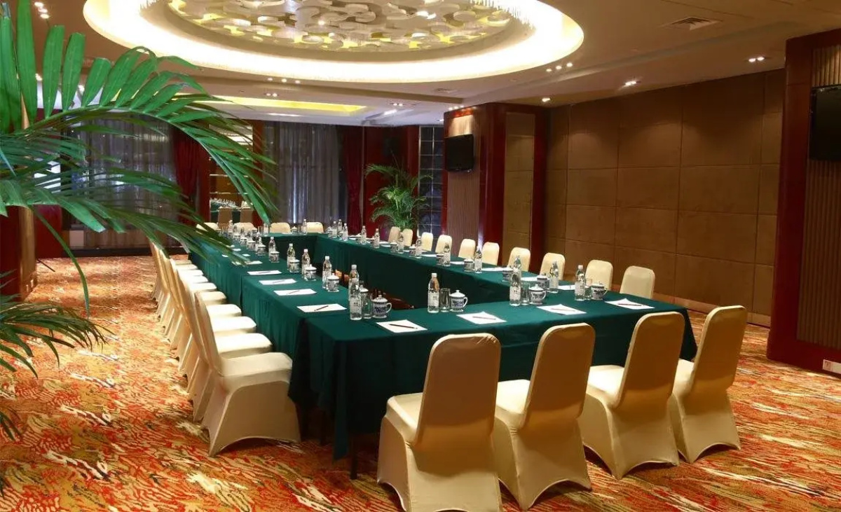 Sofitel Shanghai North Bund