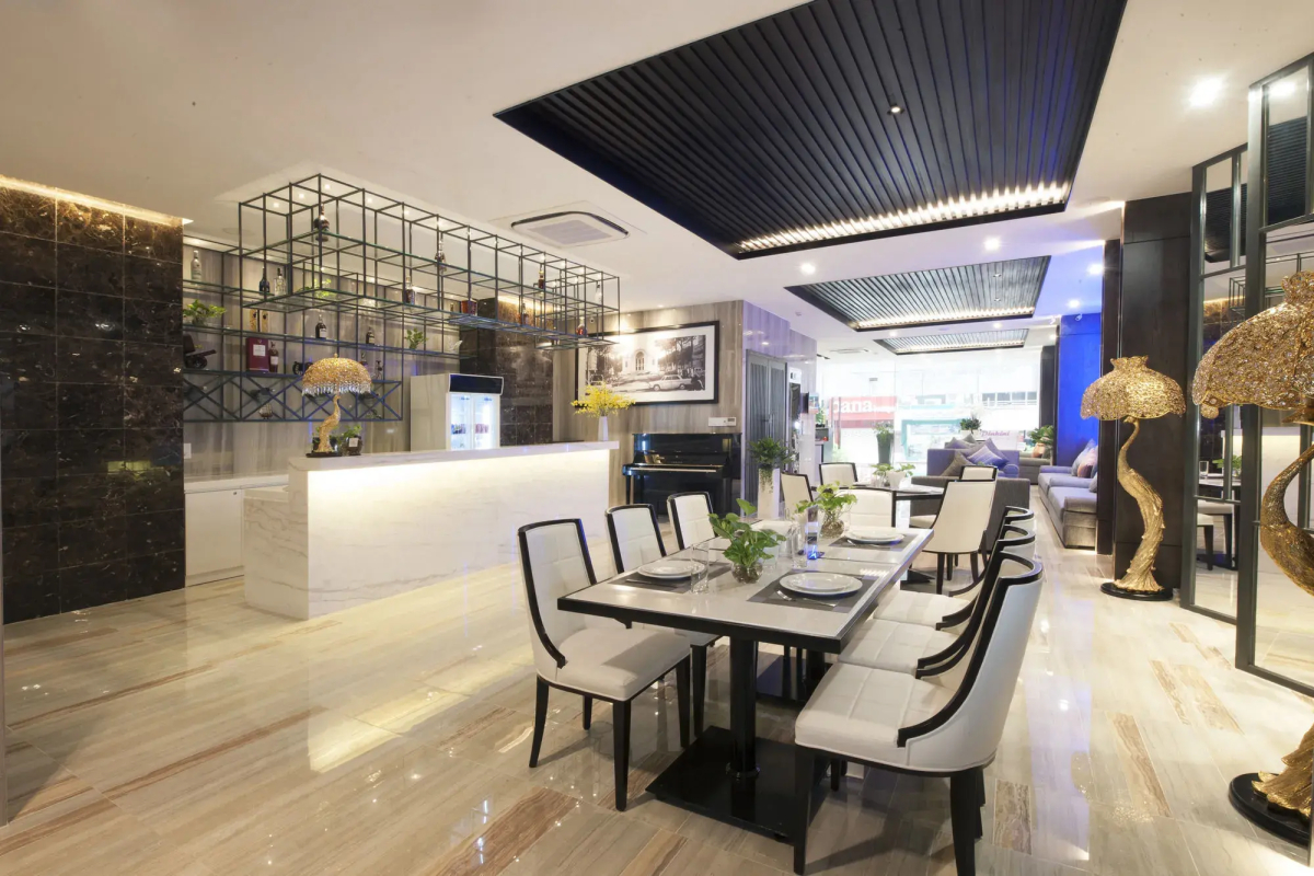Sunrise Central Hotel