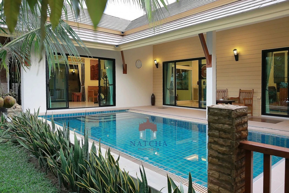 Dancenter Luxury Underwater World Pattaya