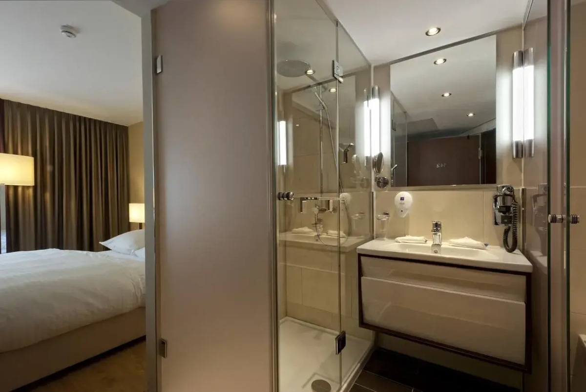 Badischer Hof Baden-Baden - Leonardo Limited Edition