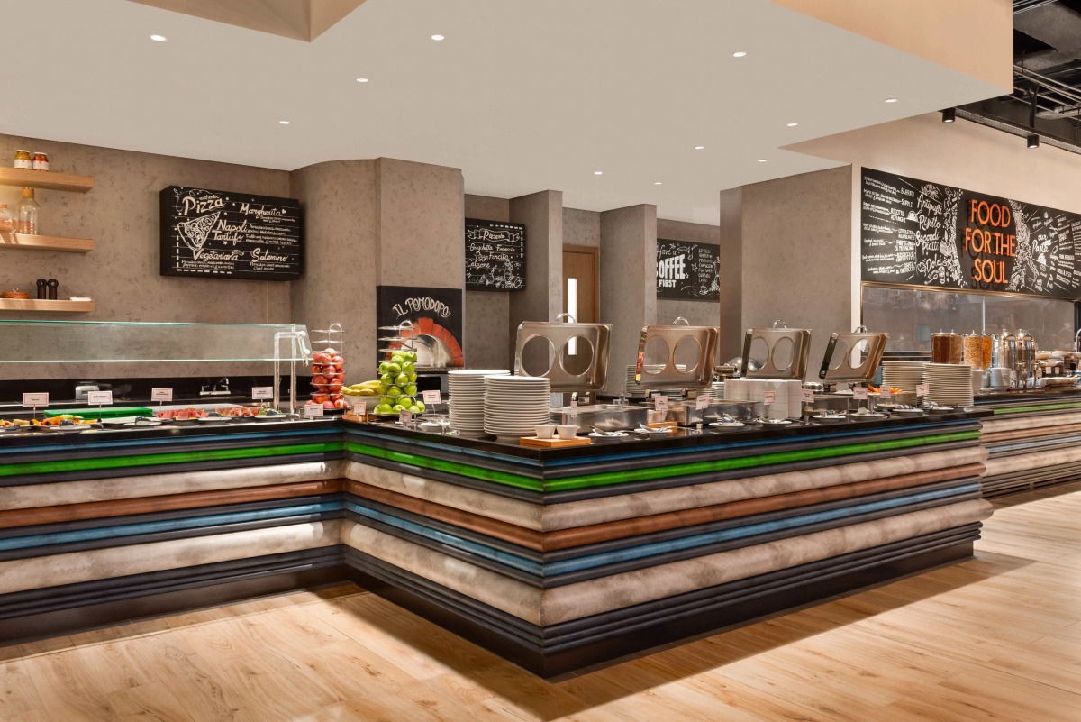 Mercure Dubai Gold District