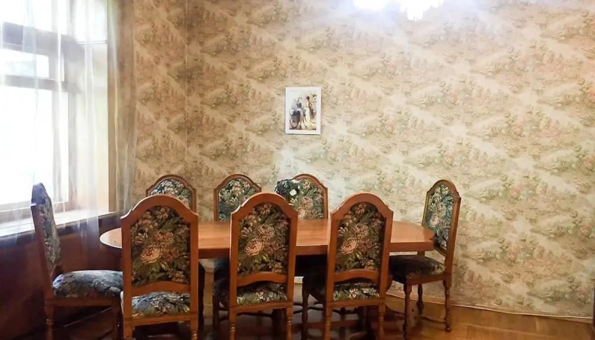 Версаль на Кутузовском