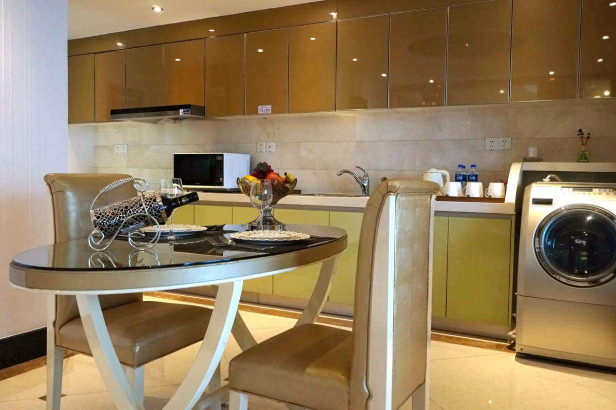 South & North International Apartment