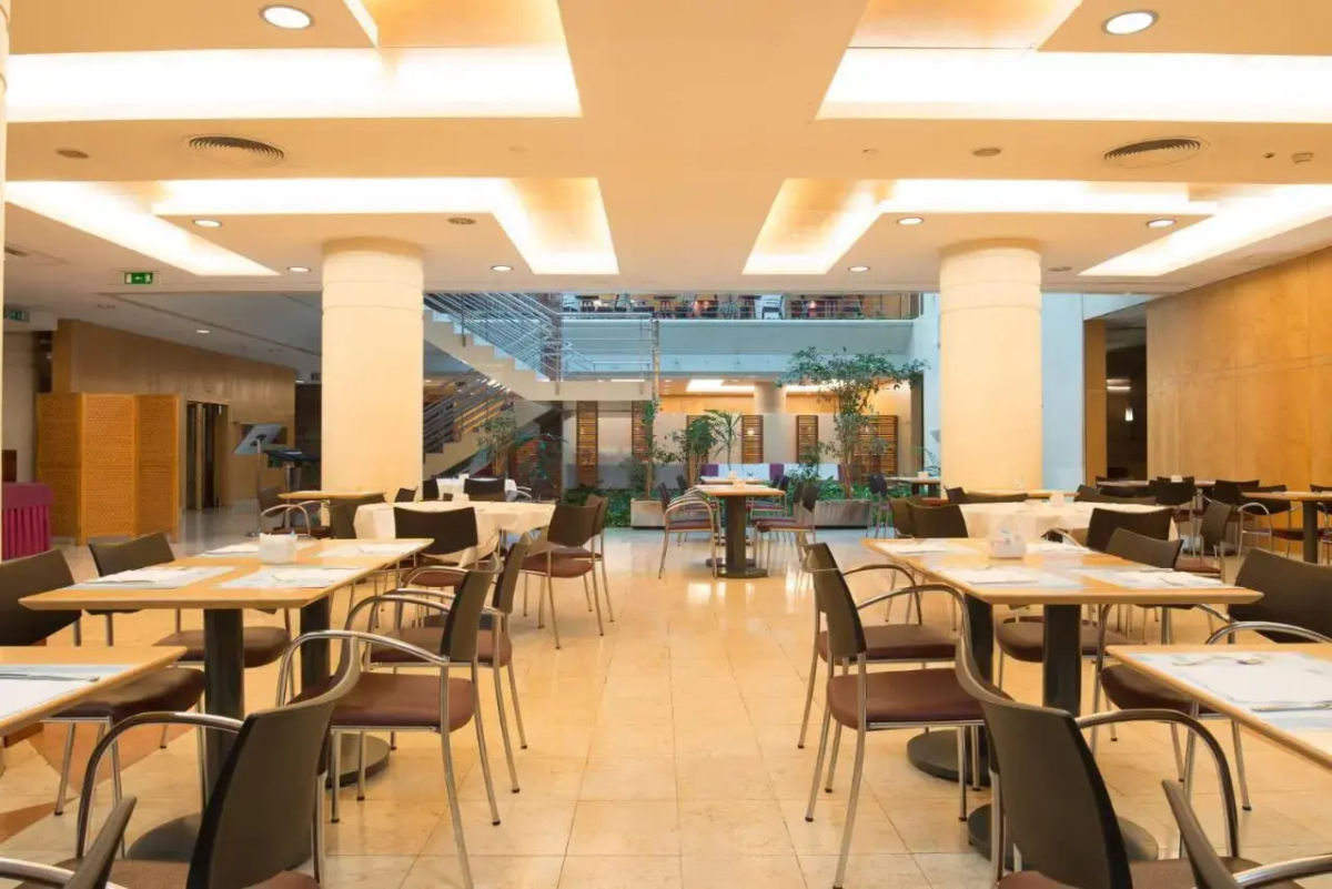 VIP Executive Entrecampos Hotel & Conference