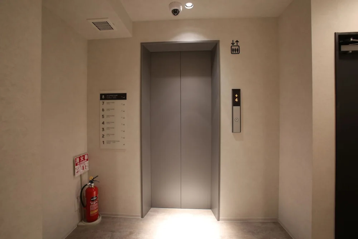 OHWA hostel minowa station