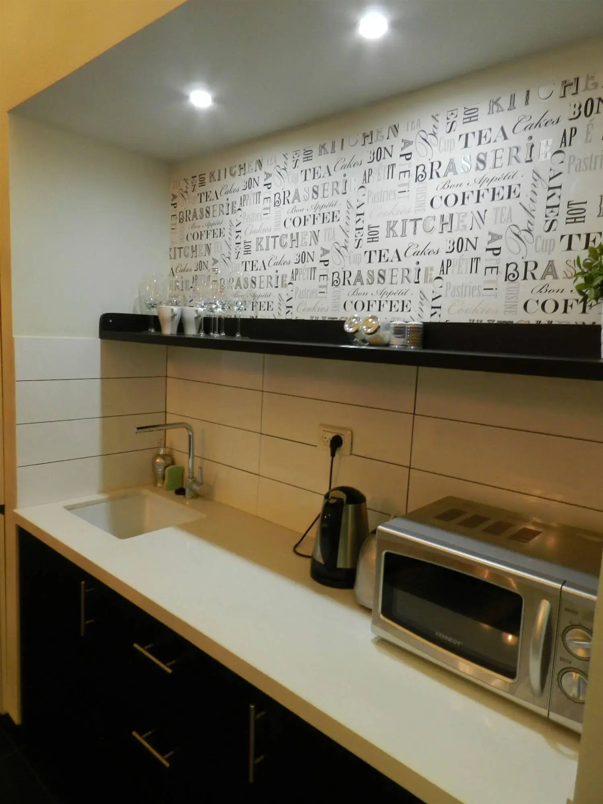 27 Montefiore TLV