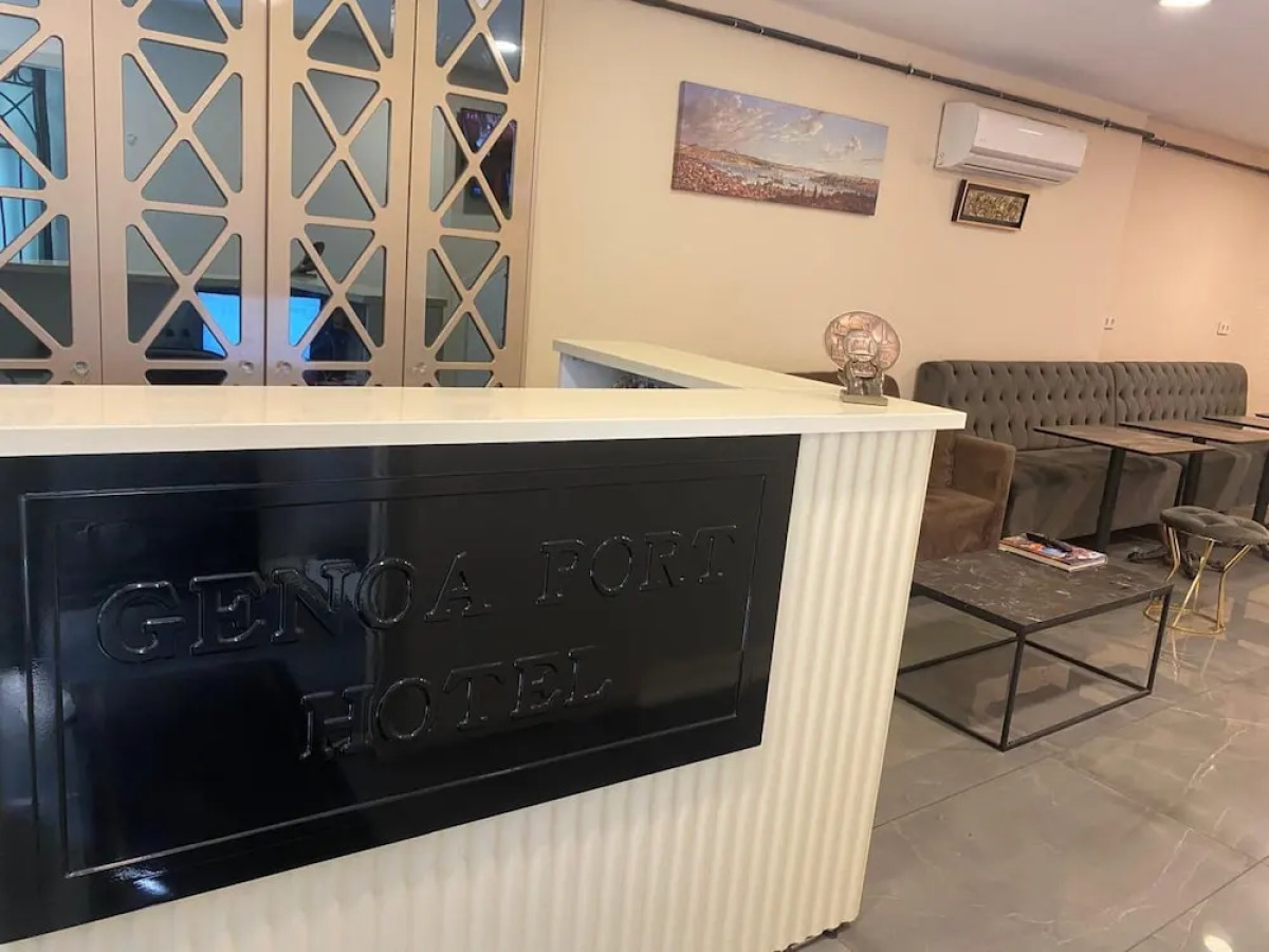 Genoa Port Hotel