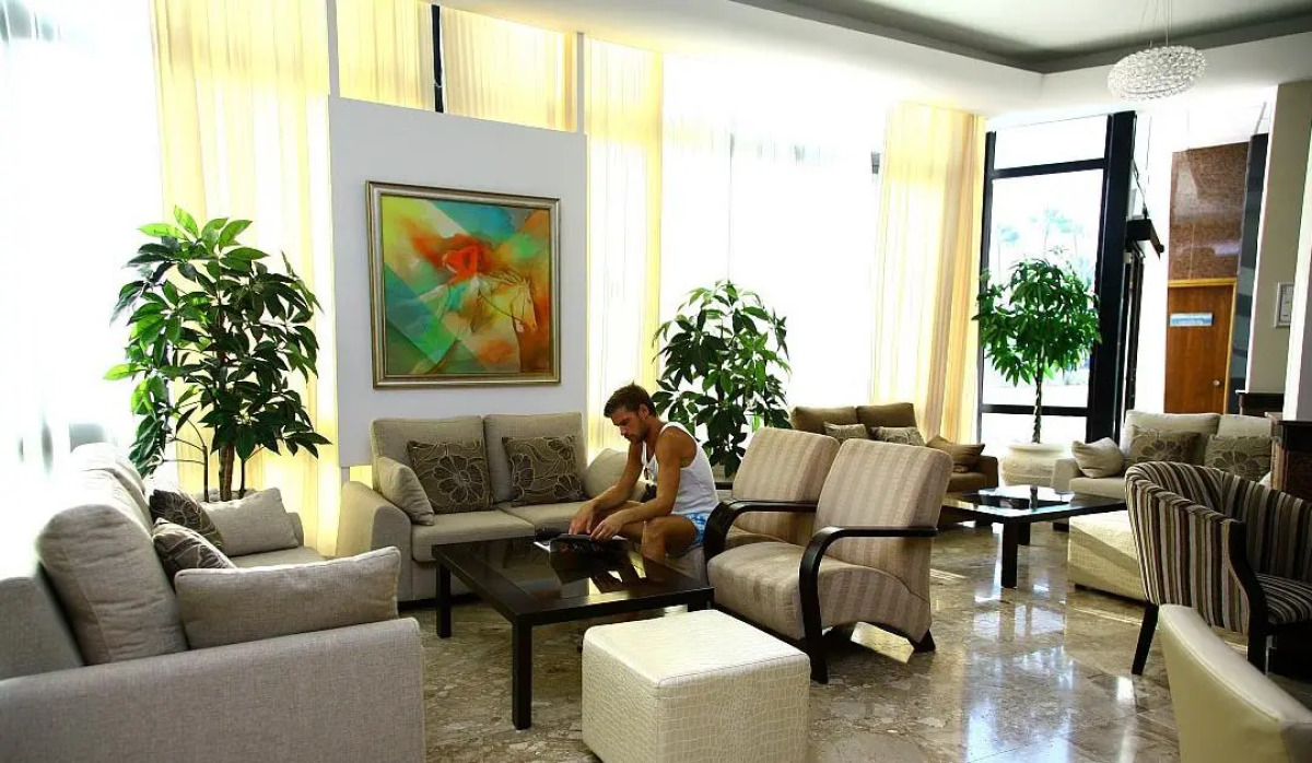 Pavlo Napa Beach Hotel