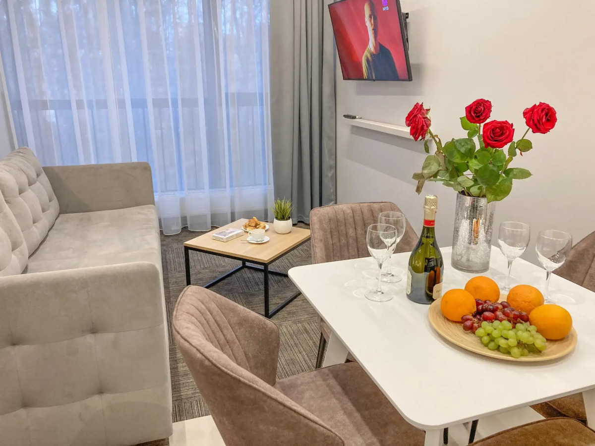 Sun City Apartments (Сан Сити Апартментс) на улице Ленина 52