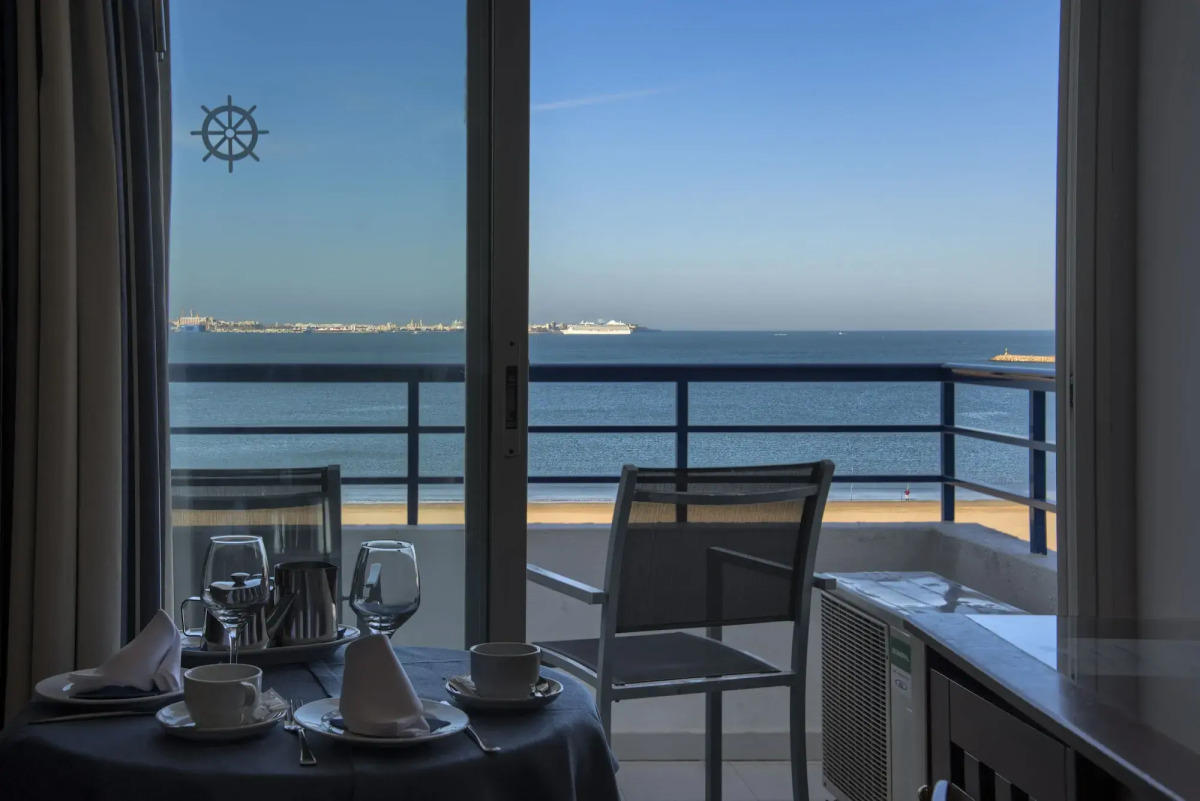 Hotel Puertobahia & Spa