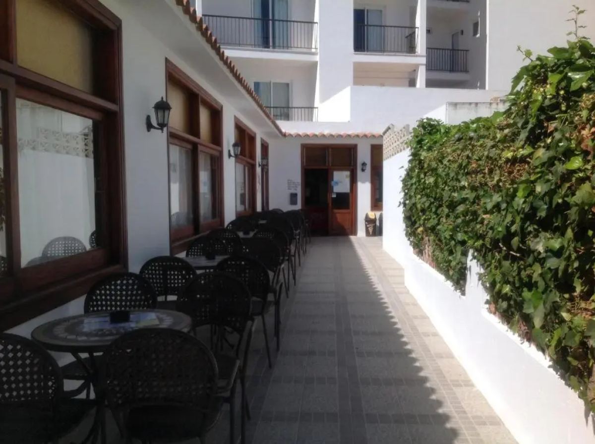 Hostal Tarba