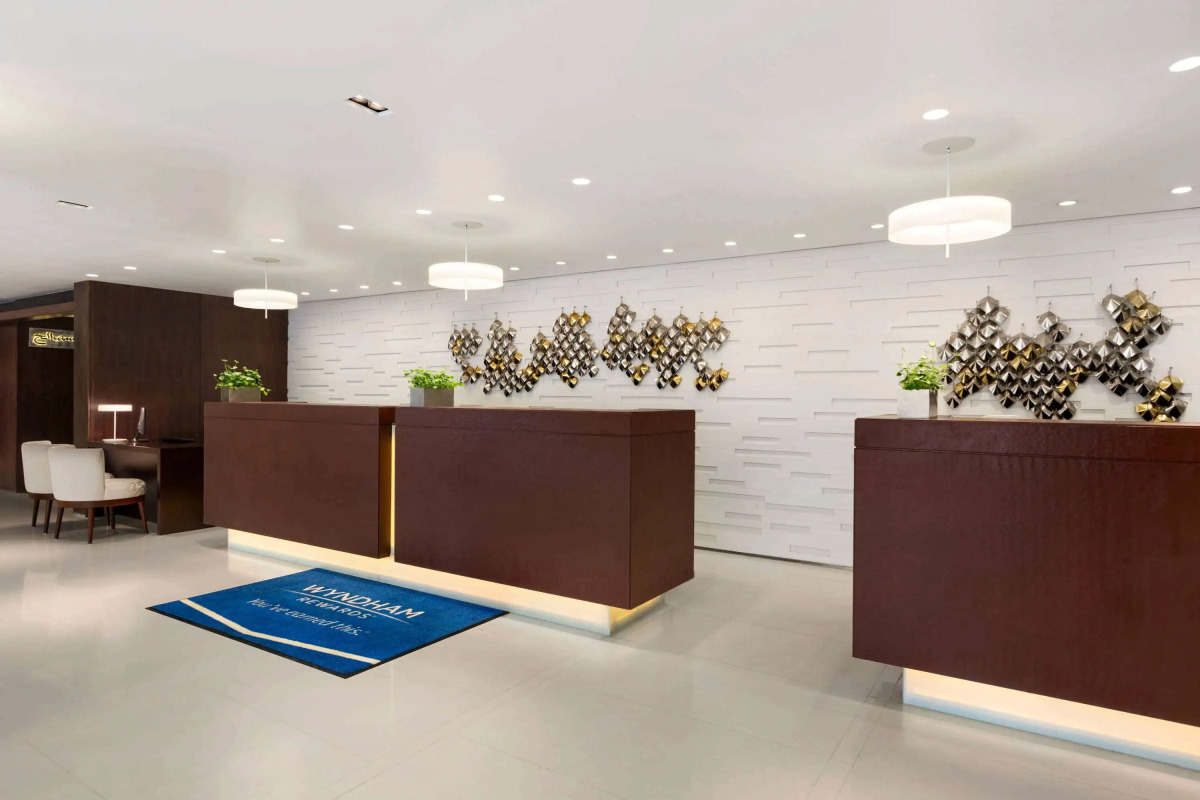 Отель Ramada by Wyndham Colombo