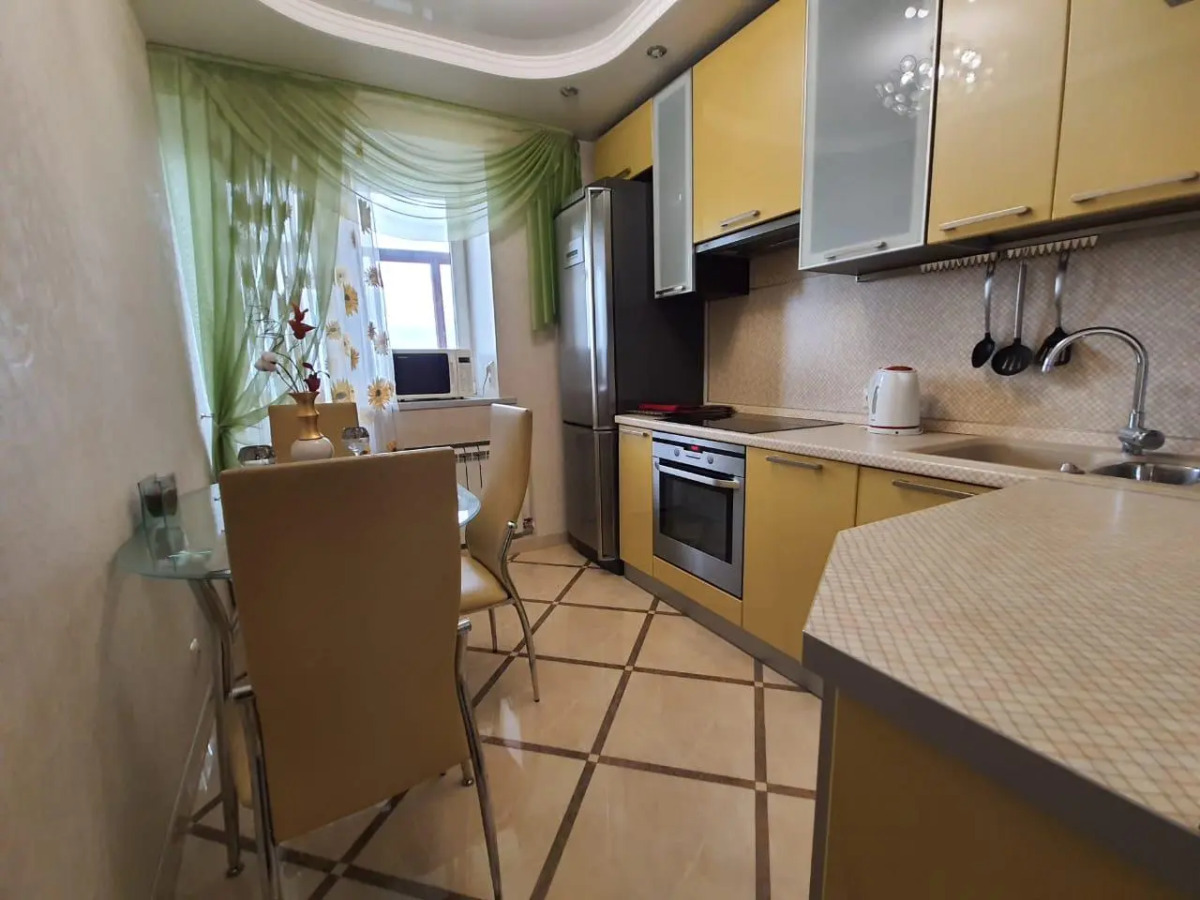 Resident Ufa (Резидент Уфа) на проспекте Октября