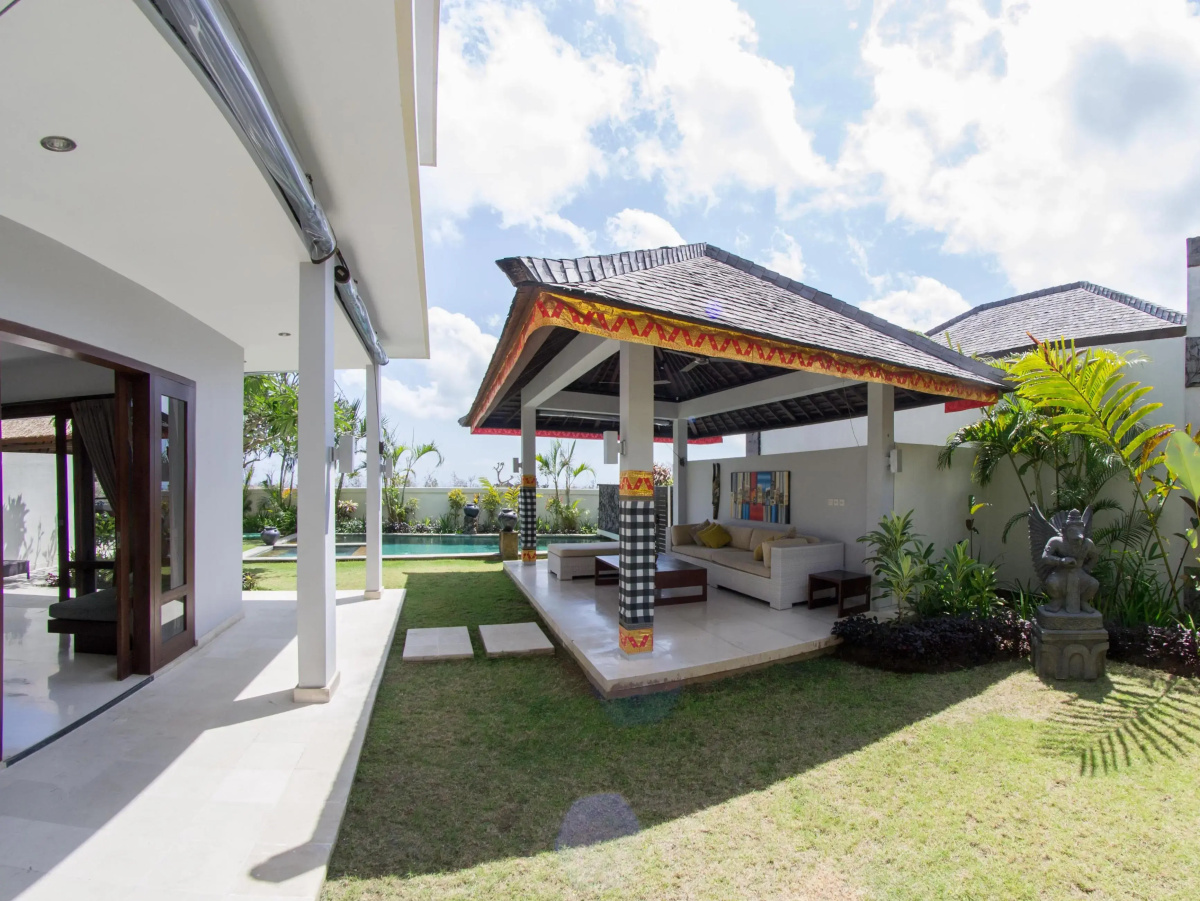 Villa Seratus