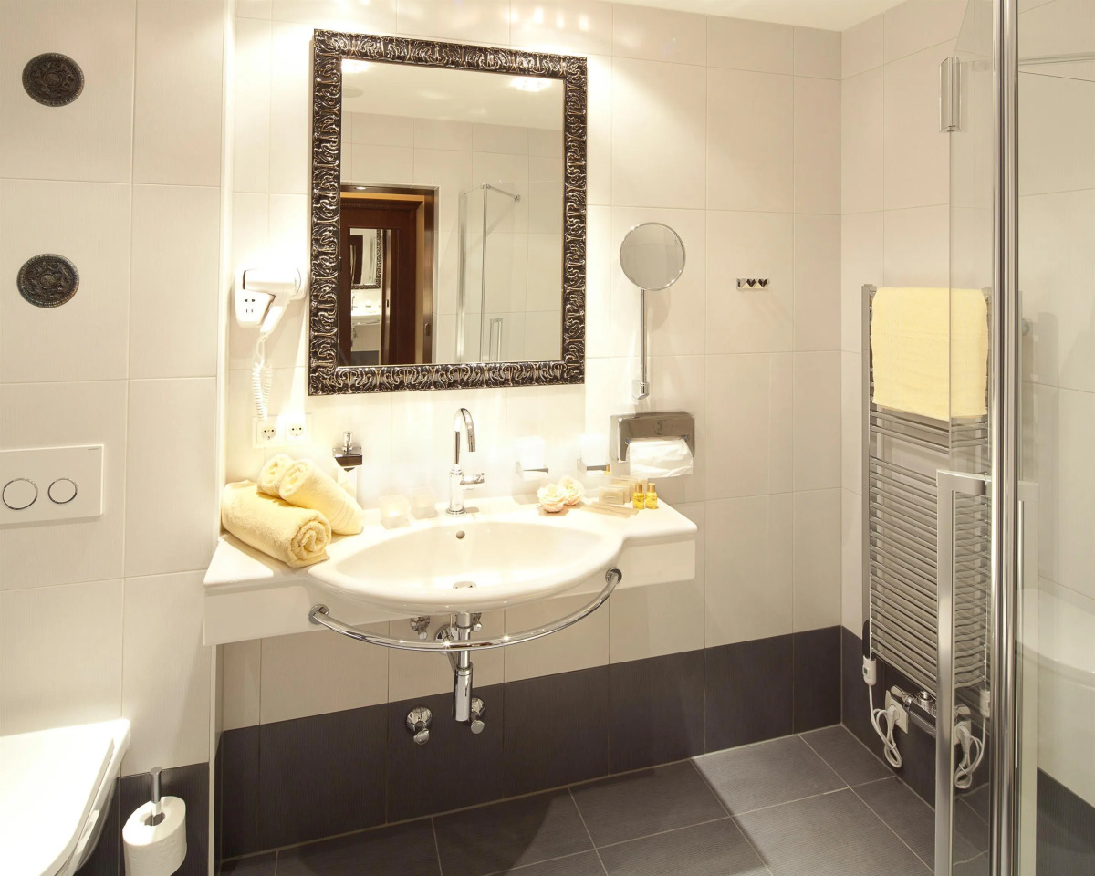 Hotel Goldener Adler, BW Signature Collection