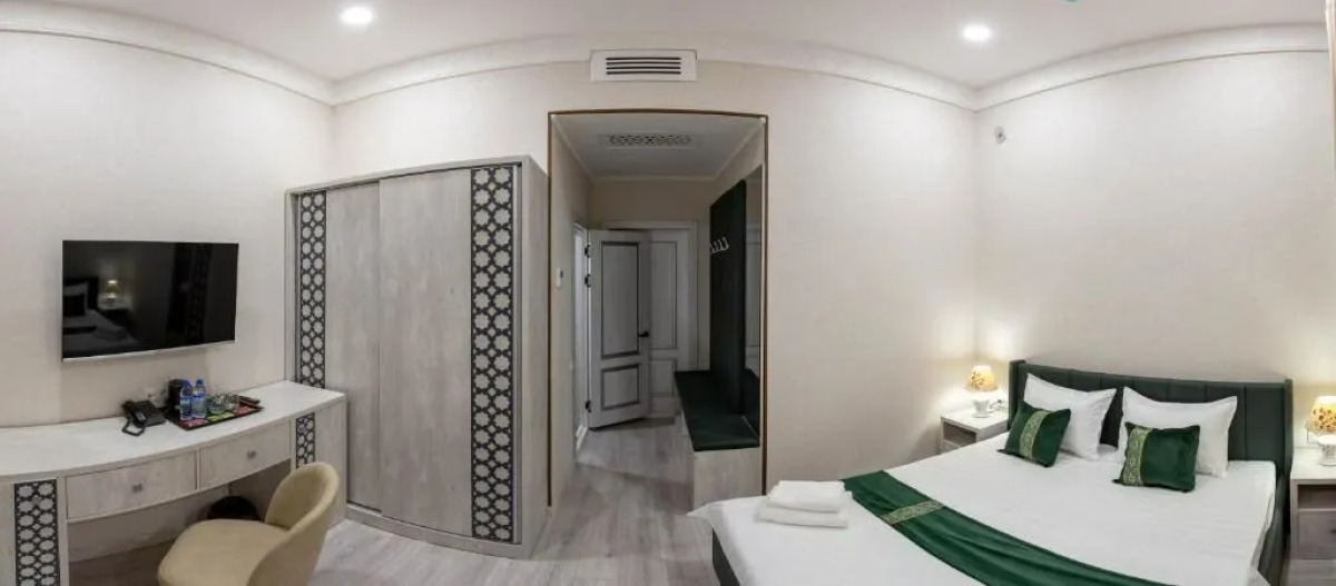 Отель Asian Plaza