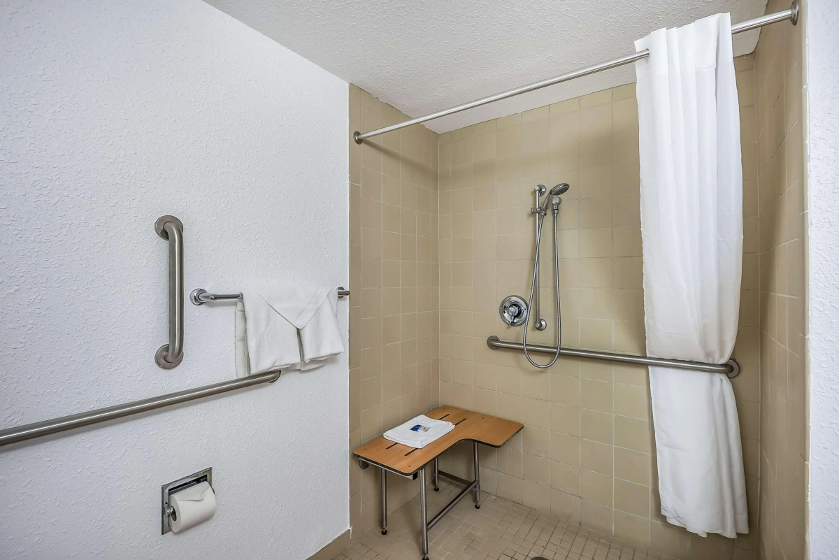 Americas Best Value Inn East Peoria