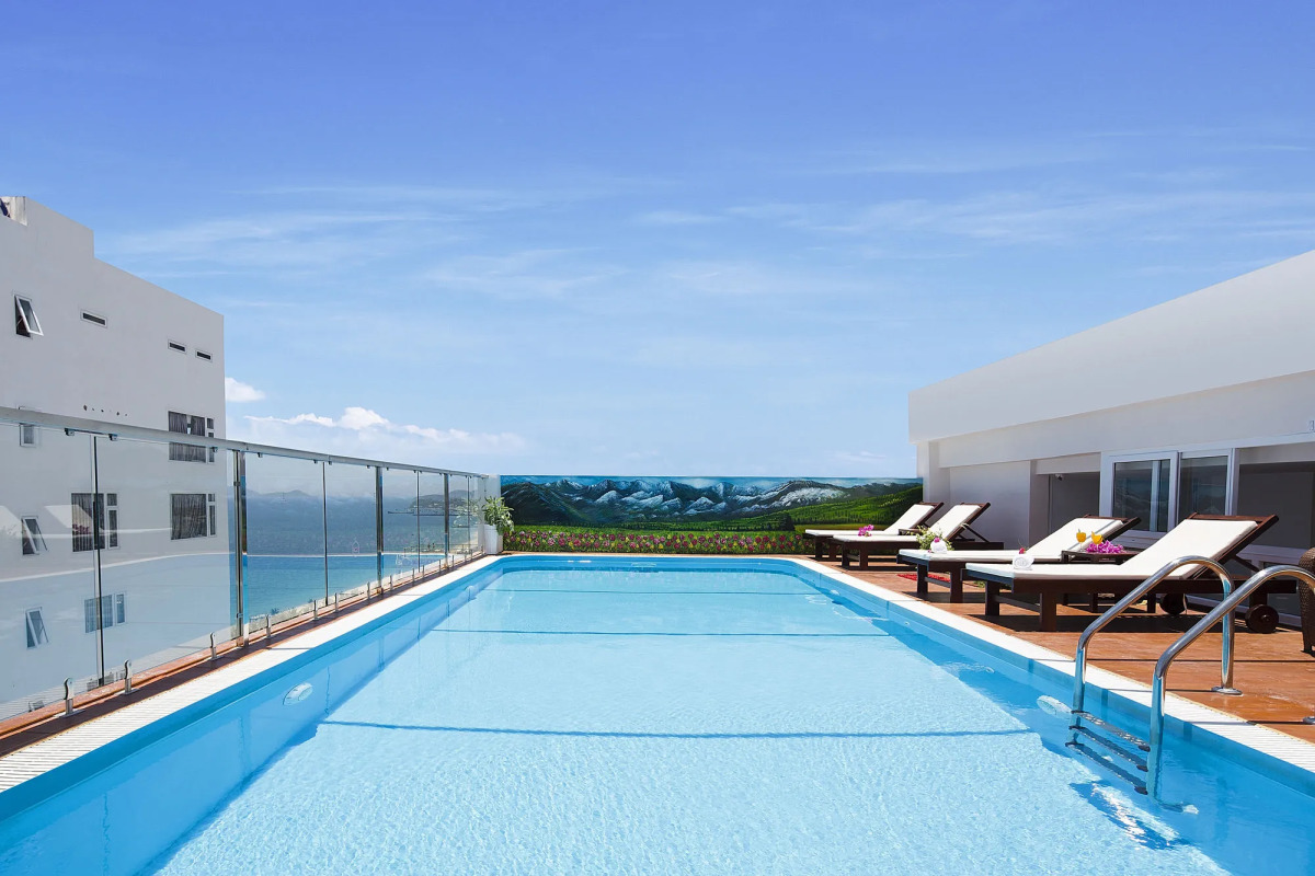 Paris Nha Trang Hotel & Apartment